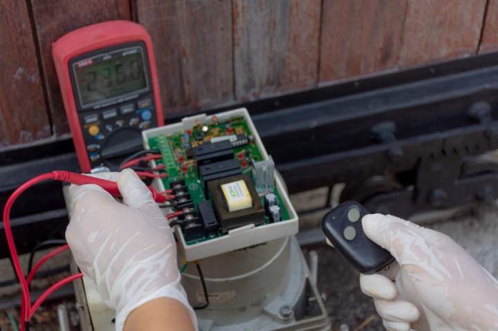 Maintenance borne de recharge Lourdes